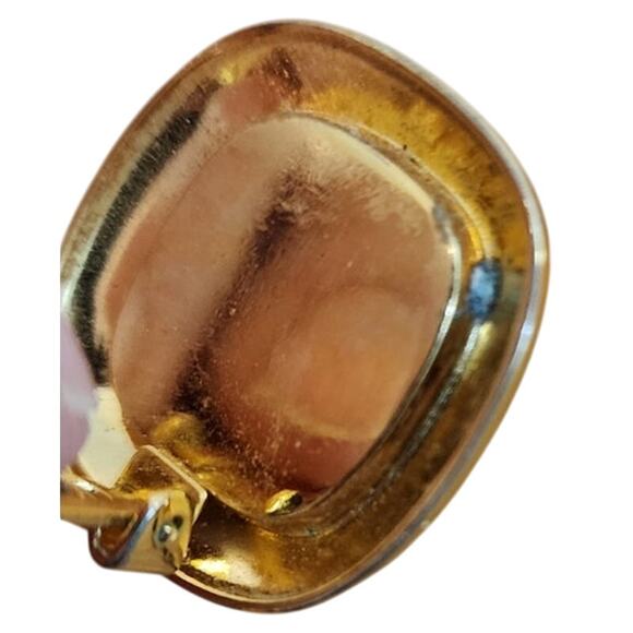 Christian Dior Gold-tone with Cream Enamel Clip Earrings, Vintage 1980's - Picture 6 of 7